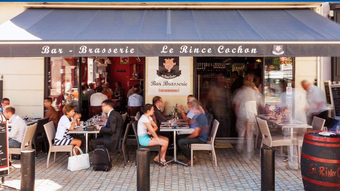 Store Banne Madrid - Brasserie Le Rince Cochon à Nantes (44) par Espacio