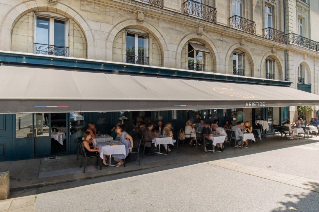 Store Banne Madrid - Aristide à Nantes (44) par Espacio
