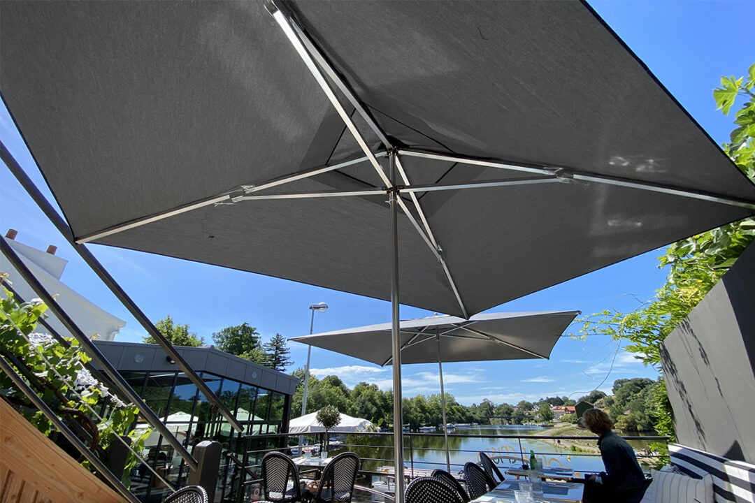 Parasol Cortina au Monte Cristo à Vertou par Espacio